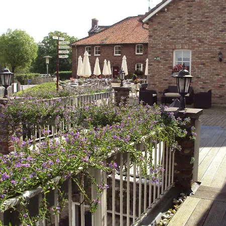 Recreatieboerderij Tergracht * إيبين